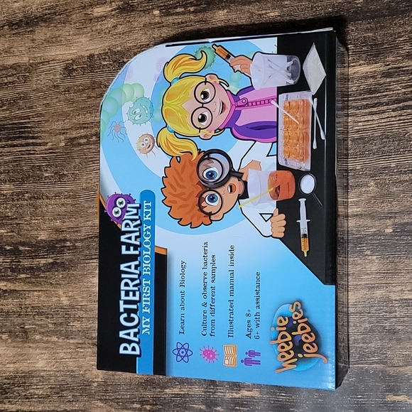 heebie jeebies Toys Bacteria Farm My First Biology Kit Educational
